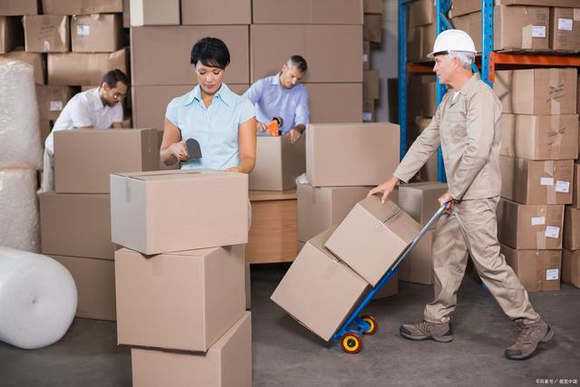 国际集运全流程指南 从包裹寄送到运输设备租赁